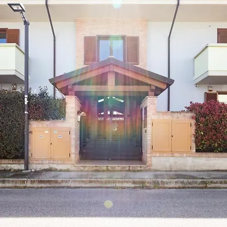 Διαμέρισμα Whitehorse Condo: Center, Ocean And Mountain View